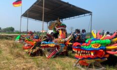 Ribuan Wisatawan Padati Banaran, Train Naga Jadi Magnet Road to Jogja International Kite Festival 2026